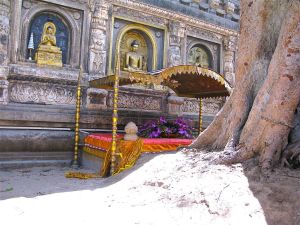 Bodhgaya Vajrashila.jpg