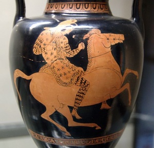 Amazone Staatliche Antikensammlungen 2342.jpg